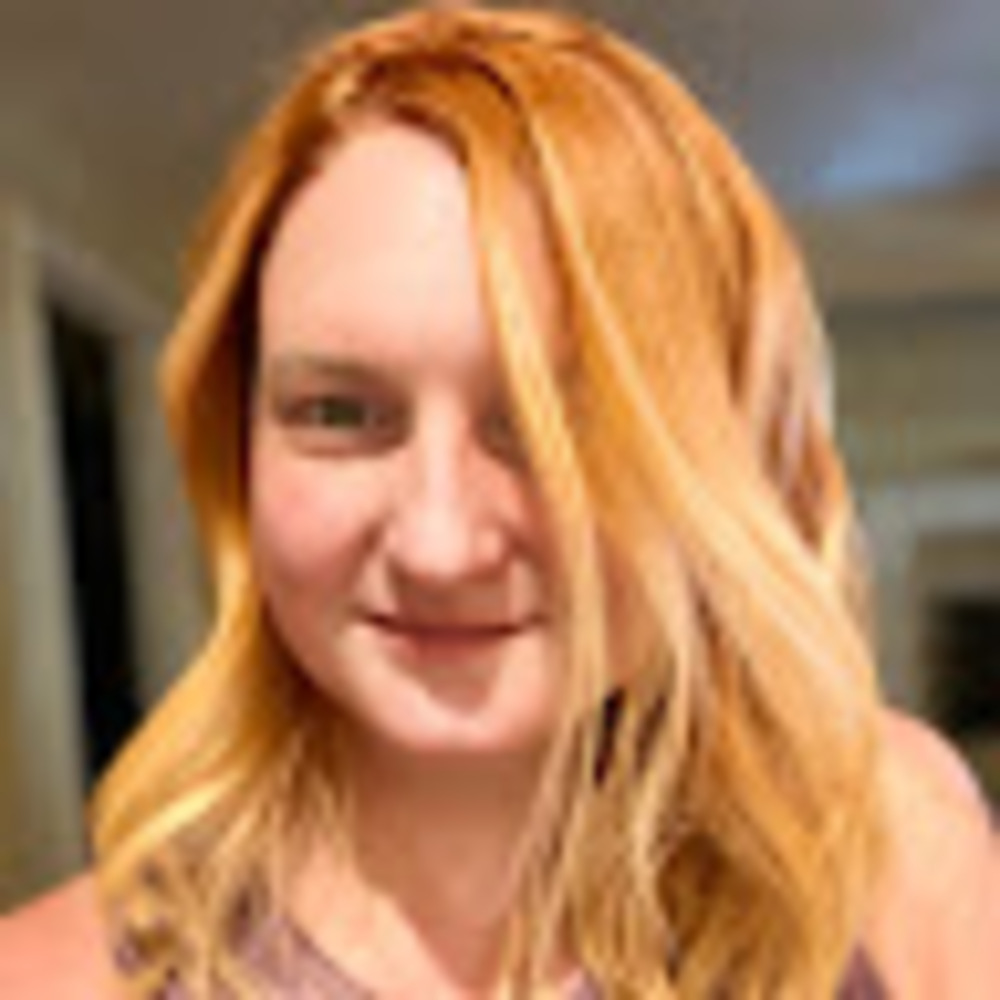 Meet your Posher, Caroline